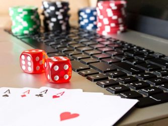 ¿Dónde jugar póker online con dinero real sin riesgos?
